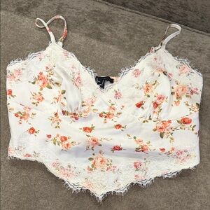Forever 21 Floral Lace Camisole in White and Pink